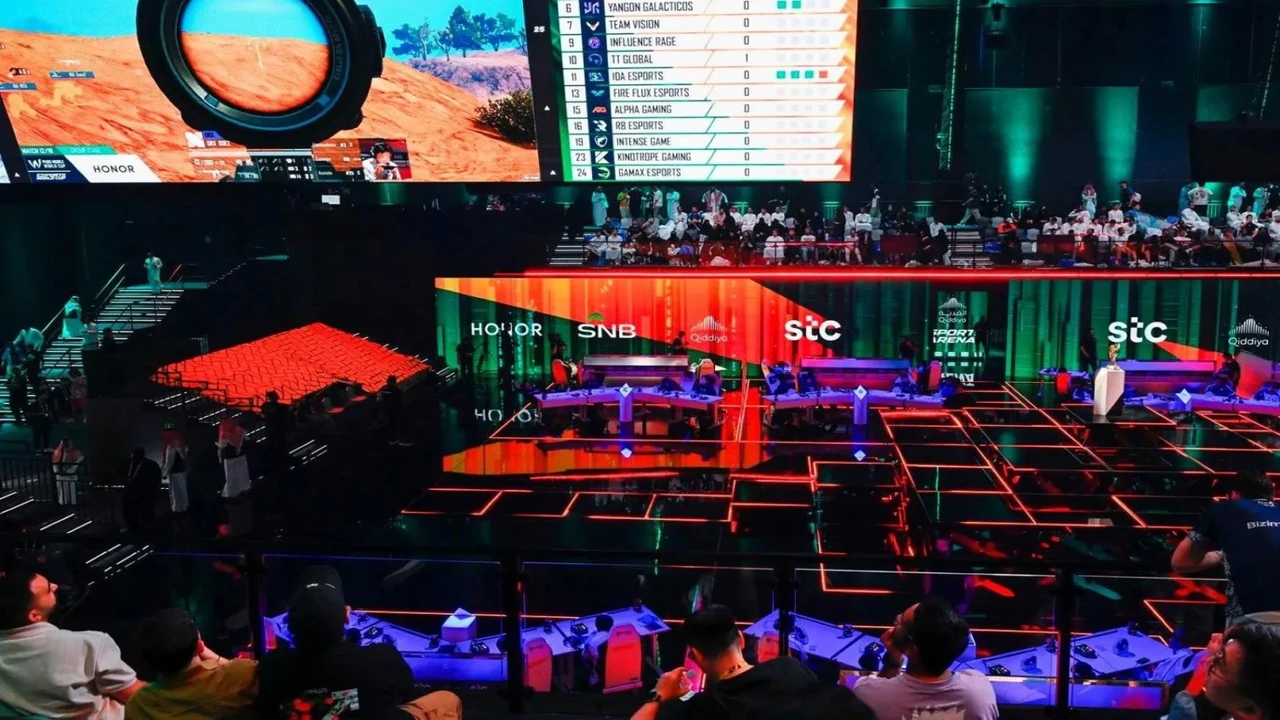 قمة الجولة.. كأس العالم للرياضات الإلكترونية يجسد الثقافة الرقمية عبر السياحة العالمية 2025